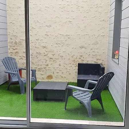 Daire Chai Callie, Ancien Chai Meuble *