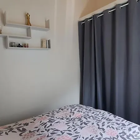 Daire Chai Callie, Ancien Chai Meuble