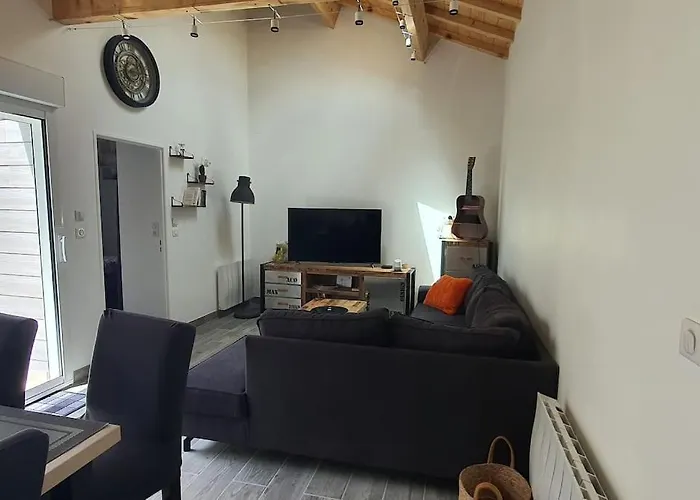 Chai Callie, Ancien Chai Meuble * Cognac